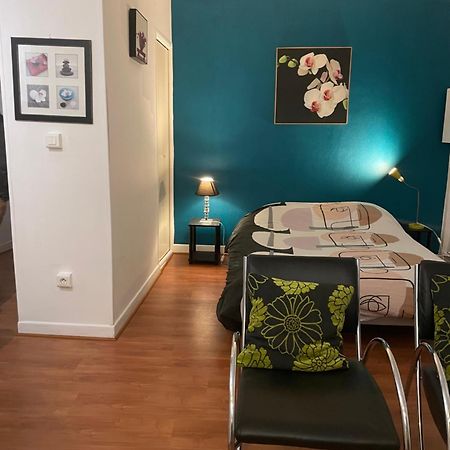 Studio N•4 En Plein Coeur De La Ville Thermal บาญเญอ-เดอ-บีกอร์ ภายนอก รูปภาพ
