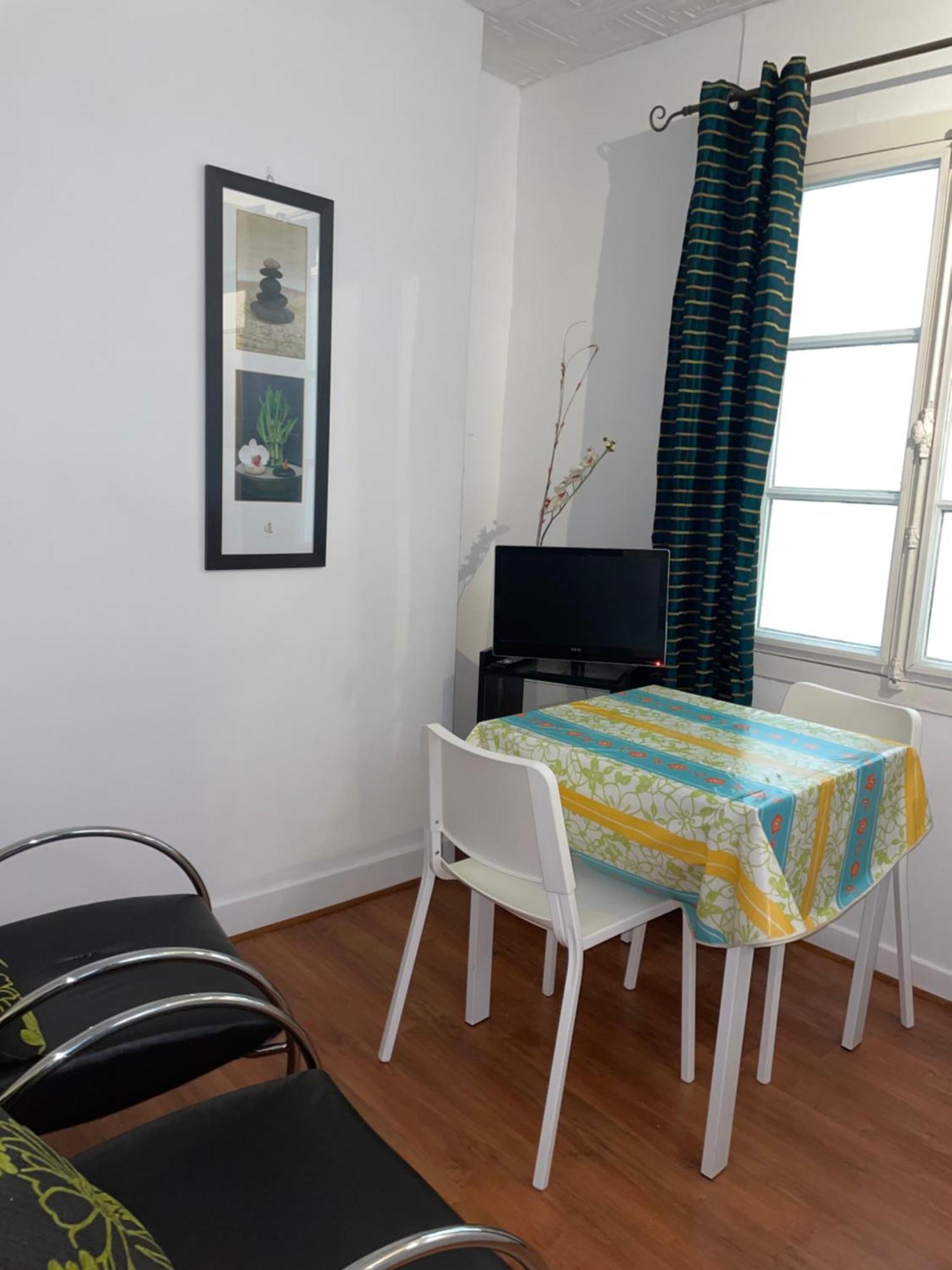Studio N•4 En Plein Coeur De La Ville Thermal บาญเญอ-เดอ-บีกอร์ ภายนอก รูปภาพ
